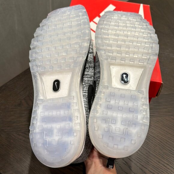 Men’s Nike Flyknit Max - Picture 4 of 4